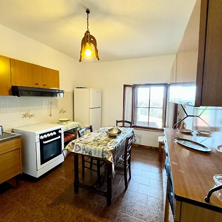 Apartmán Trilocale L&l San Teodoro